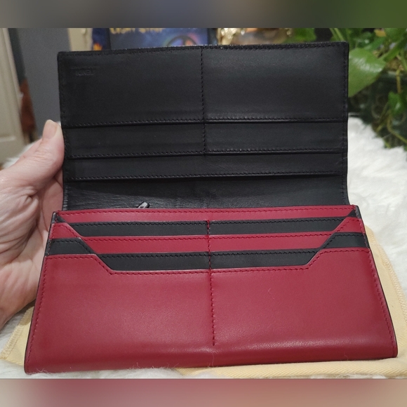 FENDI monster authentic long wallet; Excellent condition red and black leather - Picture 3 of 13
